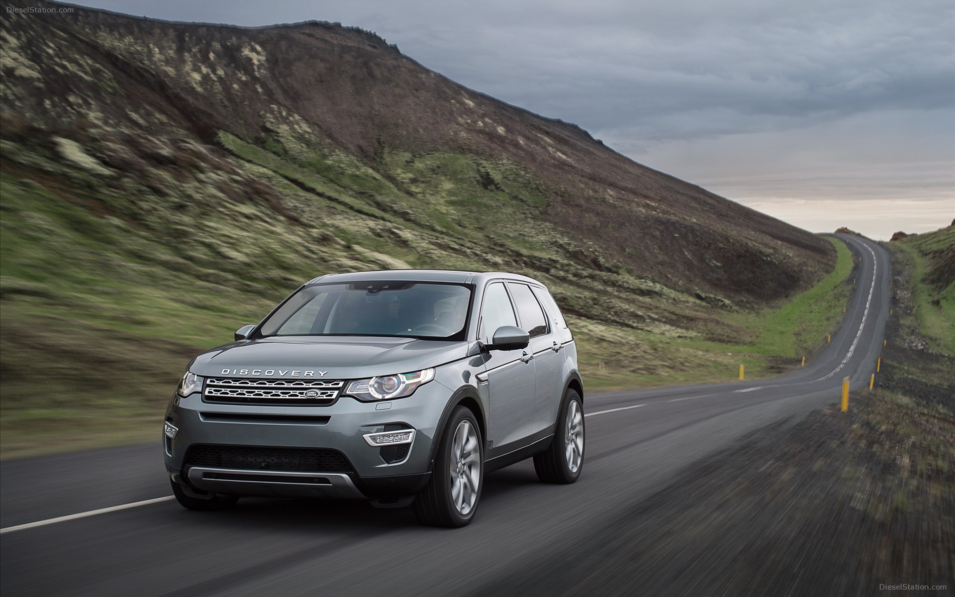 Land Rover Discovery Sport 2015